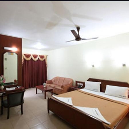 Hotel Melody Chennai Oda fotoğraf