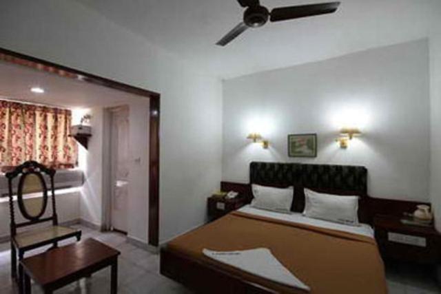 Hotel Melody Chennai Oda fotoğraf